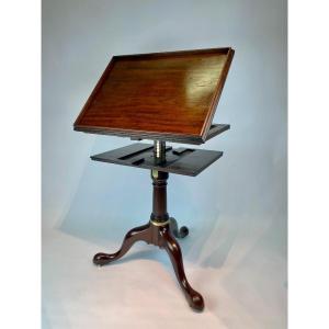 A Beautiful George III Cuban Mahogany Library Table, Engeland C. 1800s.