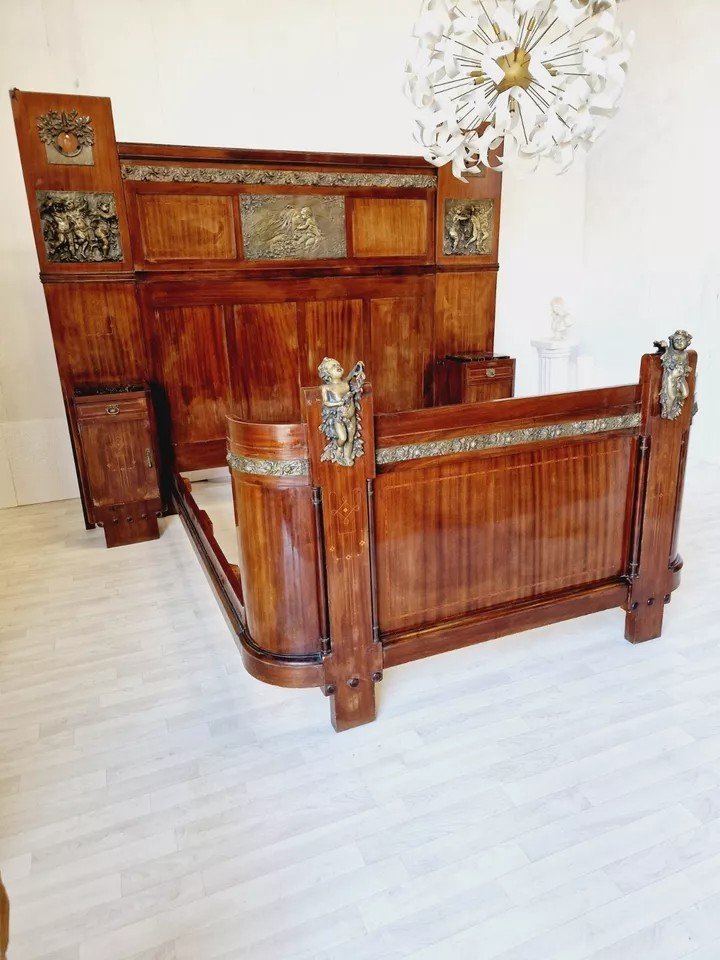 Antique Art Deco Bed With Side Cabinets & Bronze Putti-photo-5