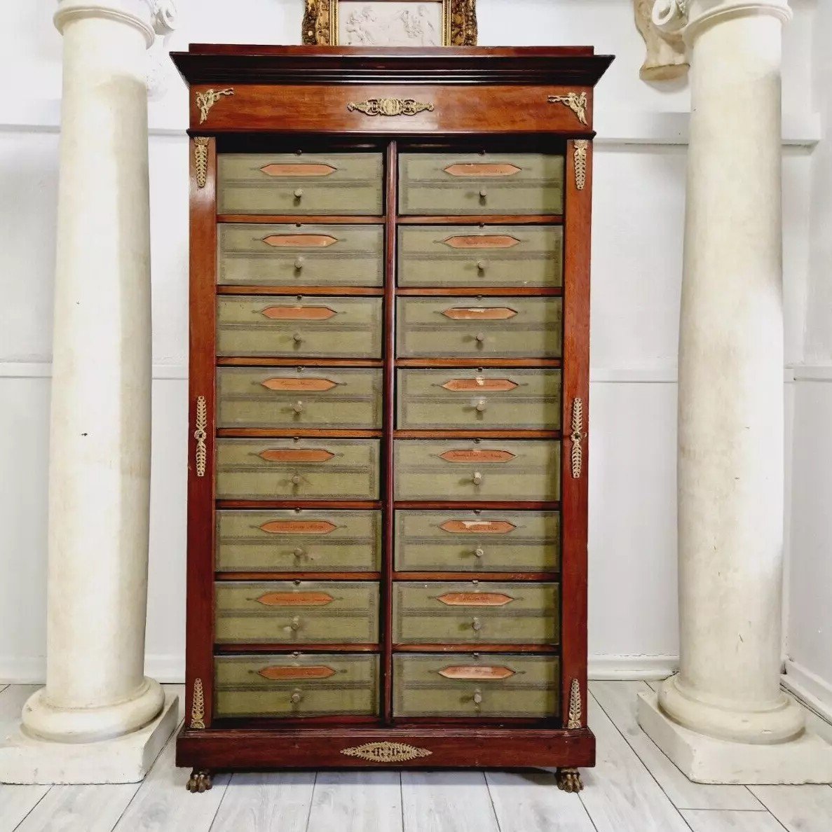 Ancien Cabinet De Notaire En Acajou