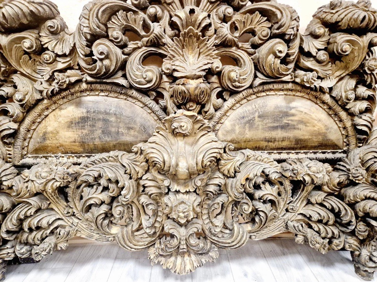 Antique Venetian Rococo Style Bed In Carved Wood-photo-2