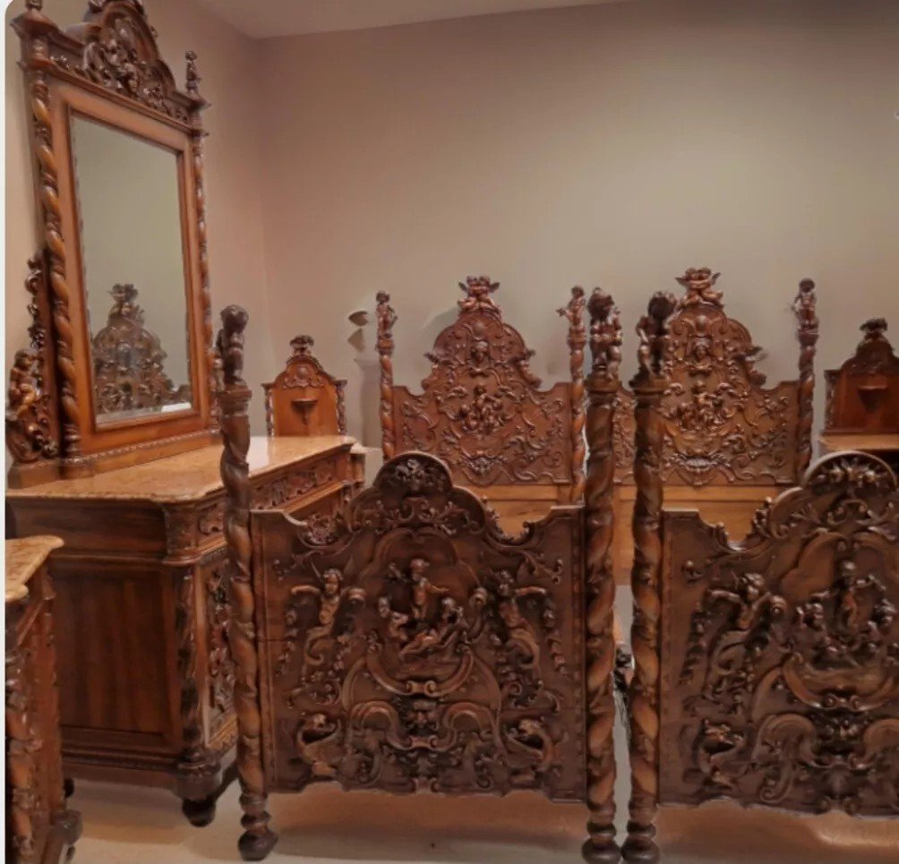 Superb Antique Italian Baroque Bedroom Set - Rare-photo-6