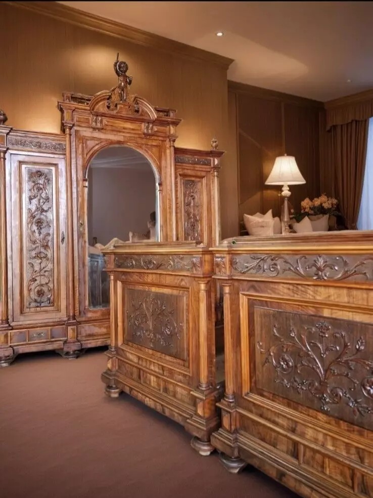  Ensemble De Chambre à Coucher En Acajou Italien De Style Renaissance-photo-2