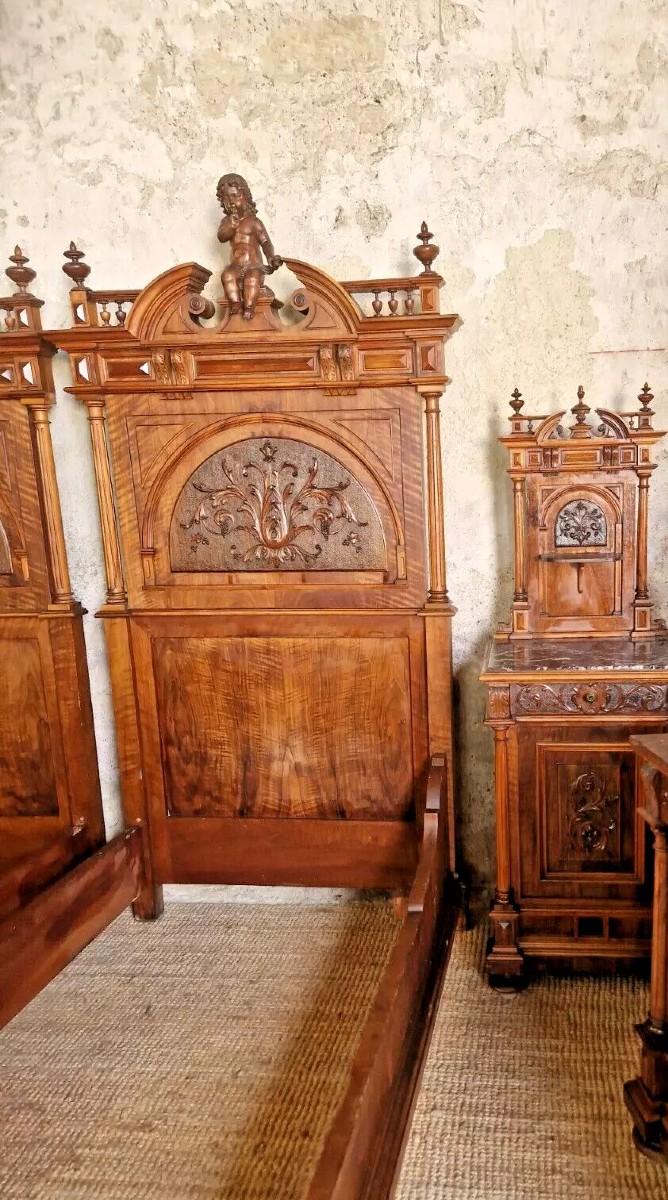  Italian Renaissance Style Mahogany Bedroom Set-photo-4