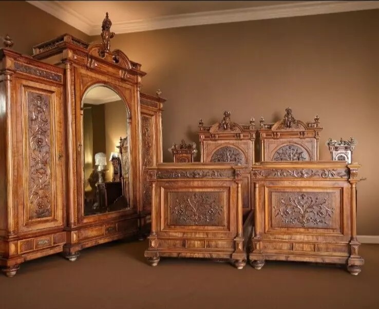  Ensemble De Chambre à Coucher En Acajou Italien De Style Renaissance