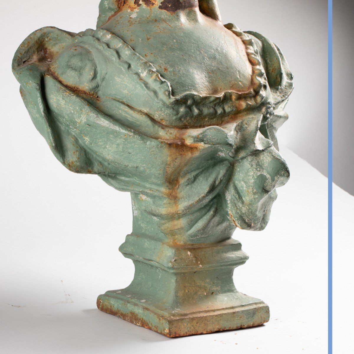 Buste de femme en fonte laqu&eacute;e verte, XIXe-photo-4