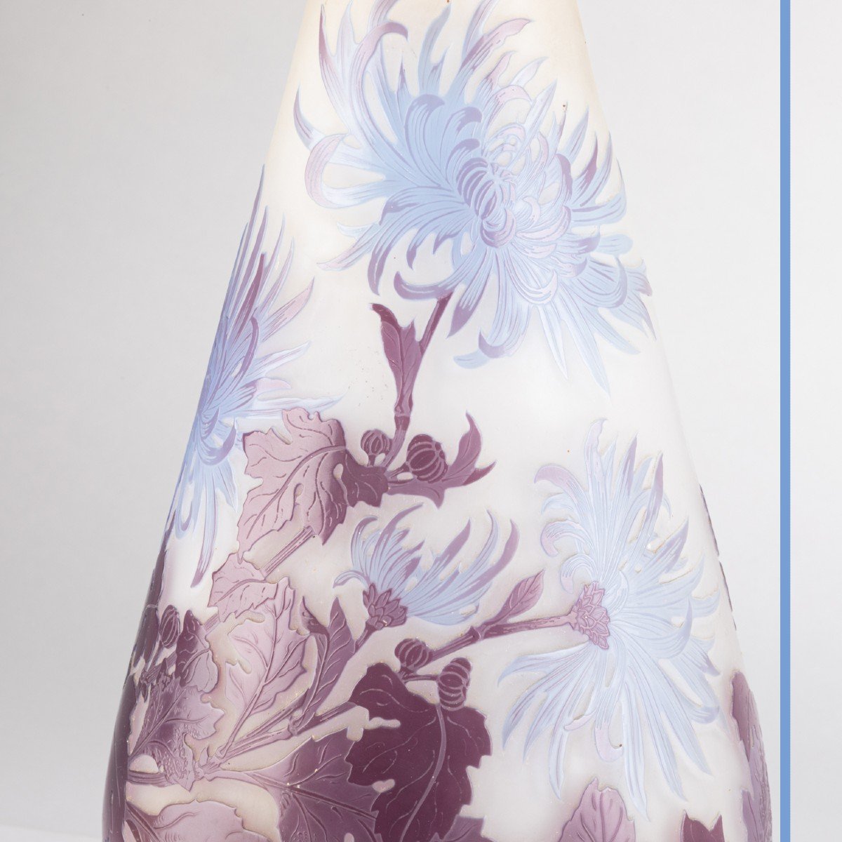 Emile Gallé (1846-1904), vase balustre aux chrysanthèmes en verre multicouche, XIXe-photo-3