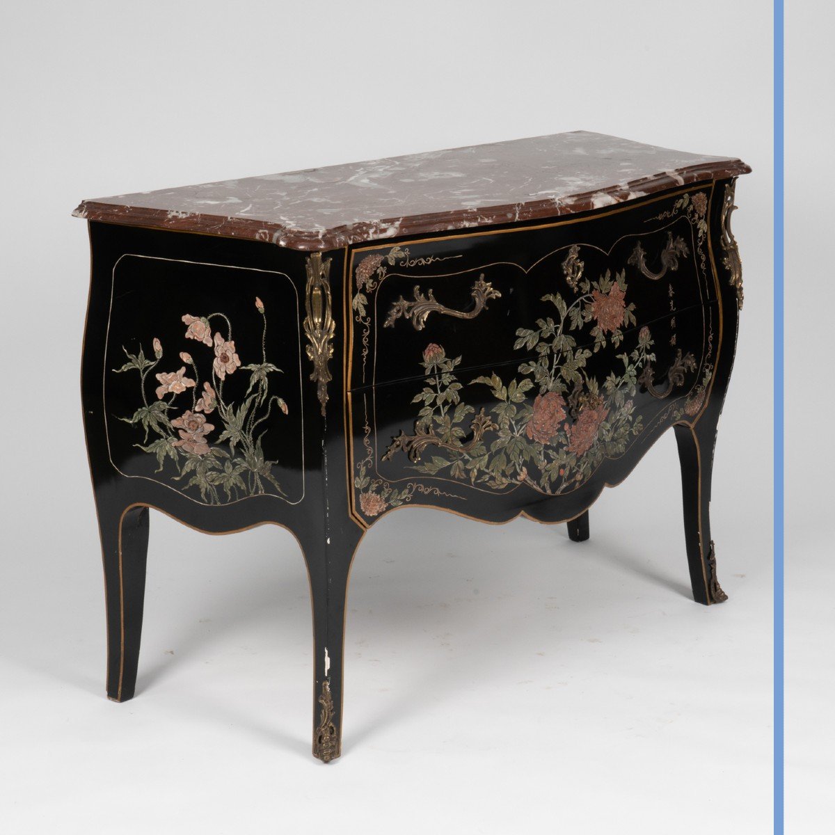 Commode sauteuse aux roses en laque de coromandel de style Louis XV, XXe-photo-2