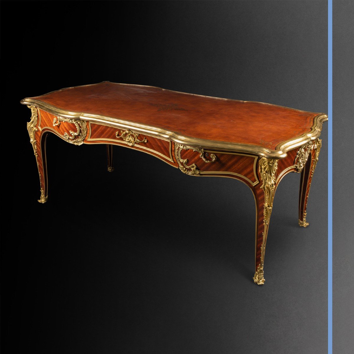 Henry Dasson (1825-1896), bureau plat de style Louis XV, 1882-photo-2