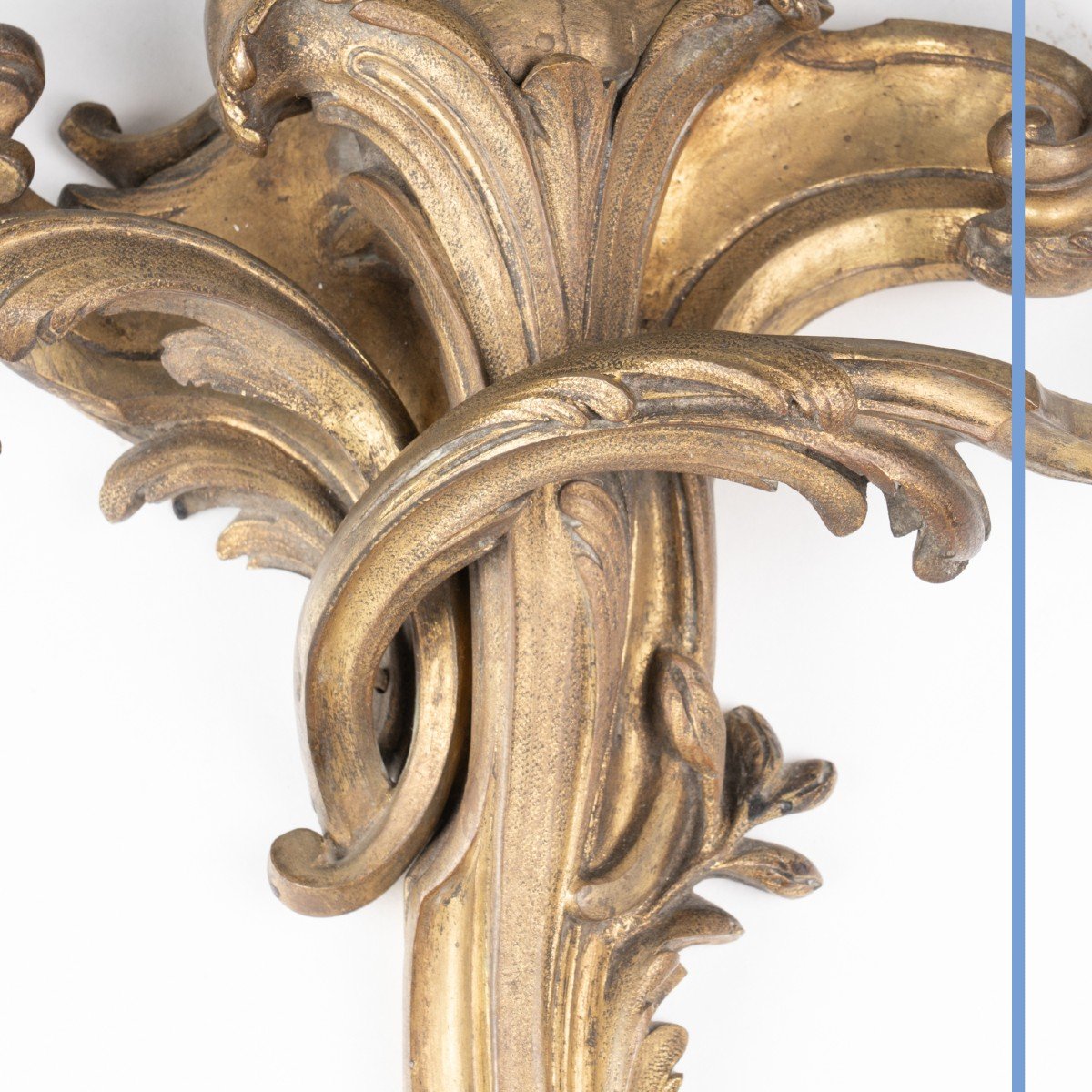 Pair Of Gilt Bronze Wall Lights With Elegant Details, 19th Century-photo-6