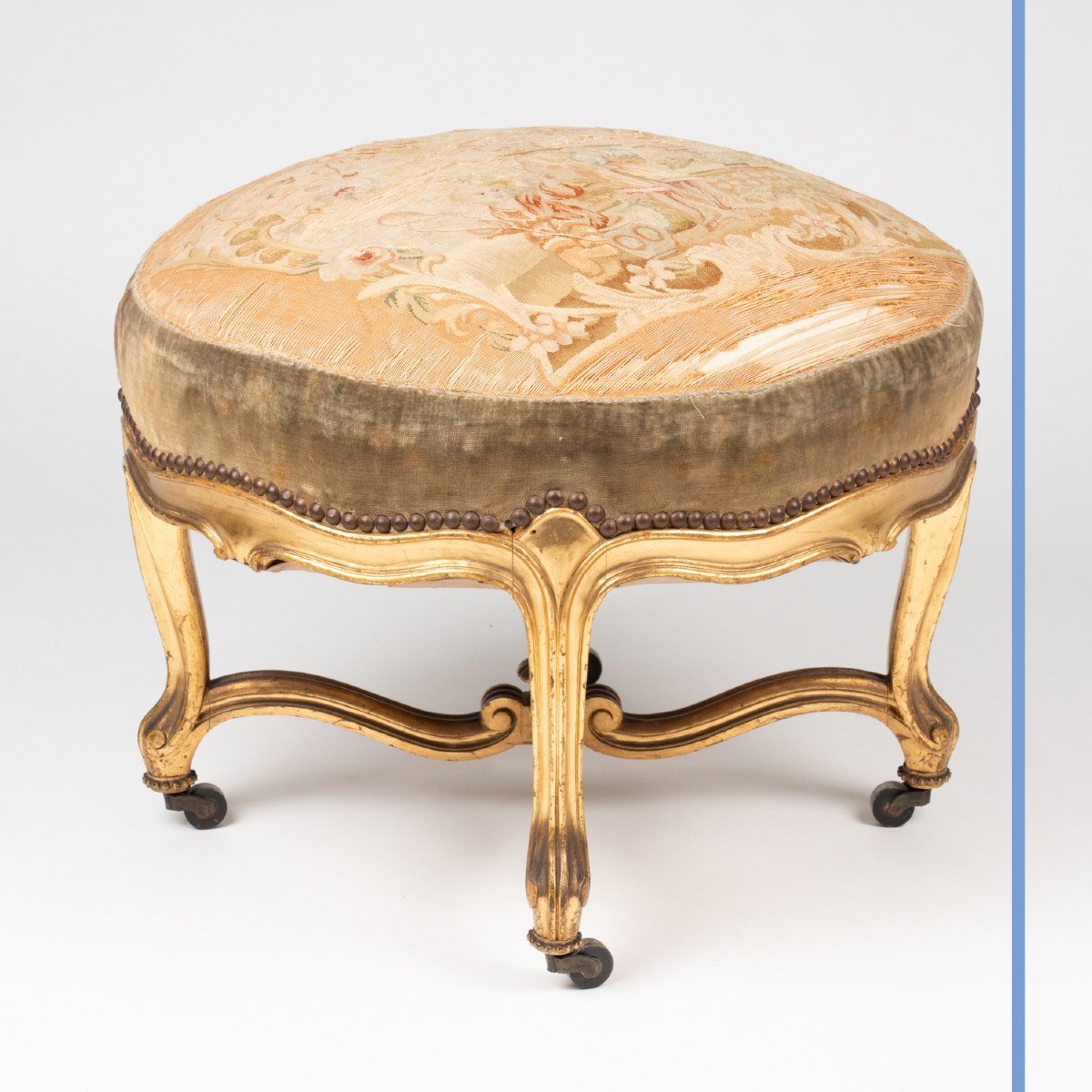 Large tabouret rond de style Louis XV en bois et stuc doré, XIXe-photo-3