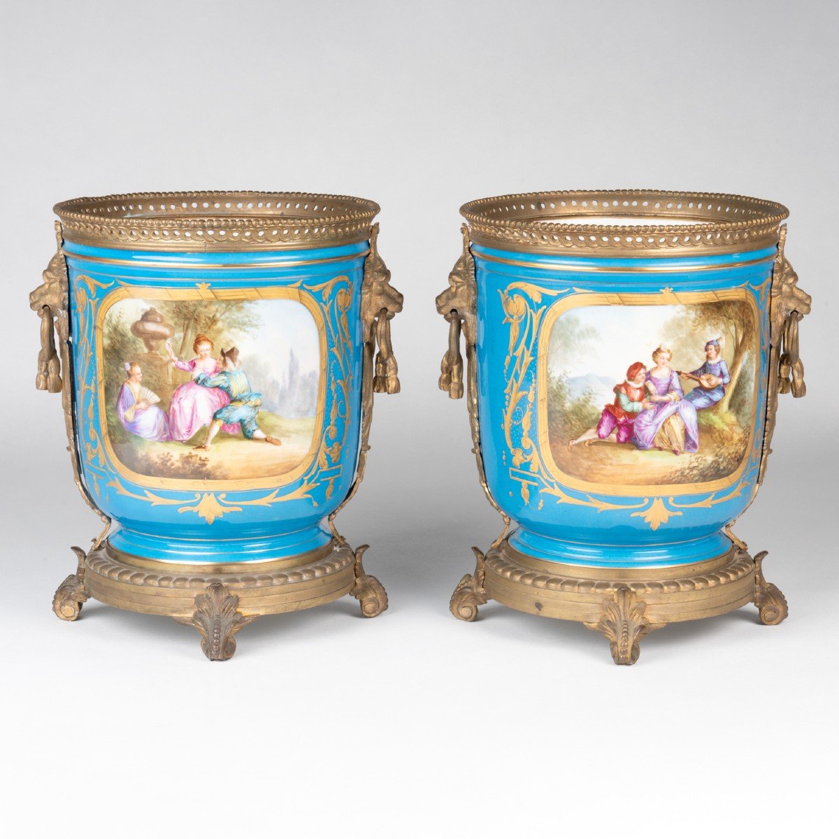 In The Style Of The Manufacture De Sèvres, Pair Of Porcelain Cache-pots, 19th Century