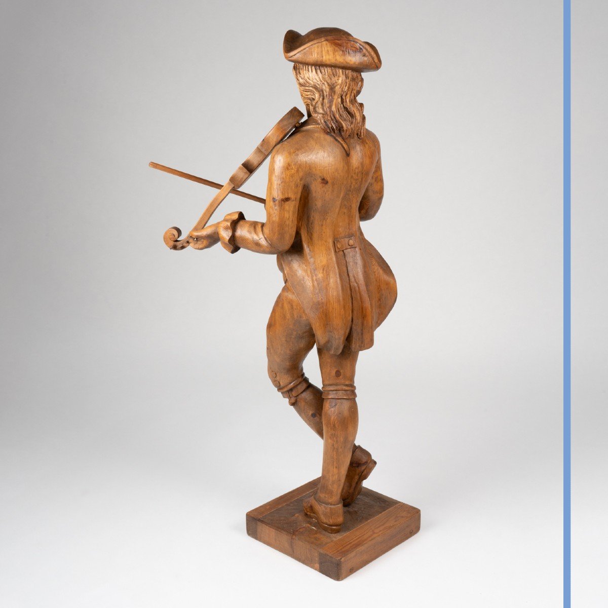 The Violinist With The Tricorn, Sculpture In Carved Pine, 19th Century-photo-1