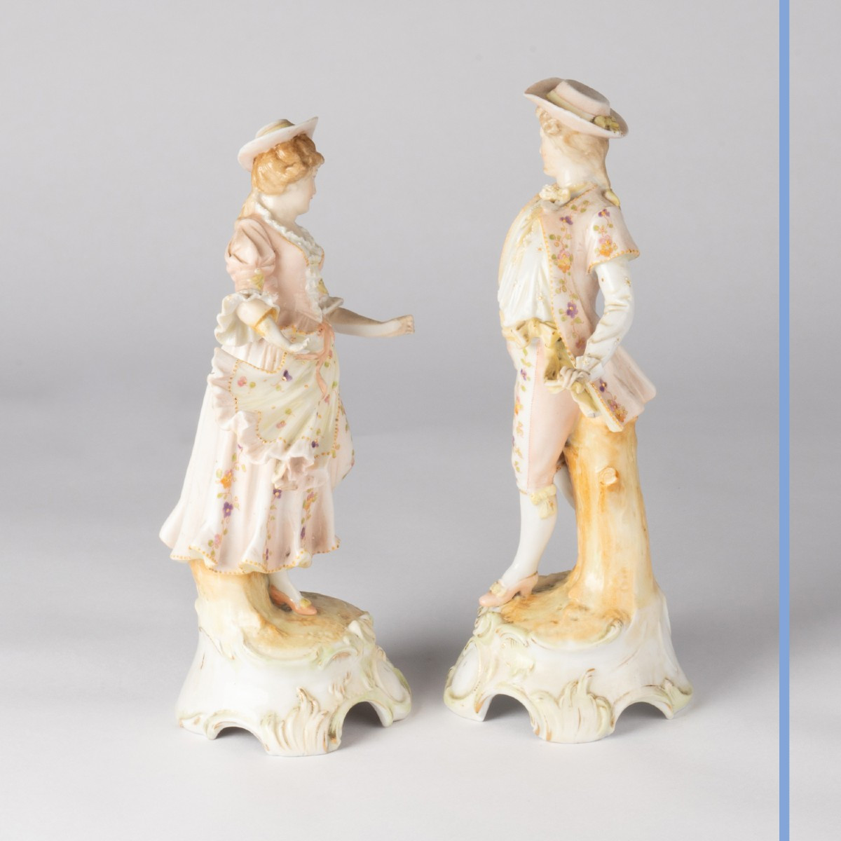 Pair Of Porcelain Subjects "couple Of Elegant People", 19th Century-photo-3