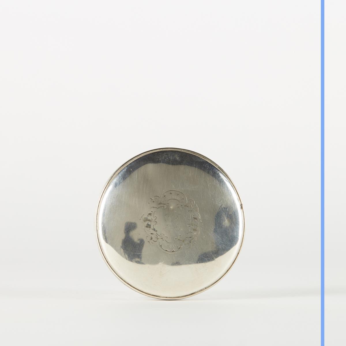 Bonbonnière en verre et argent, première moitié XXe -photo-4