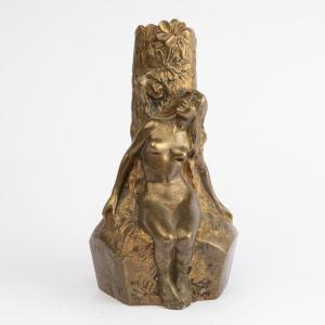 Charles Korschann (1872-1943), vase soliflore en bronze doré figurant une nymphe, XXe