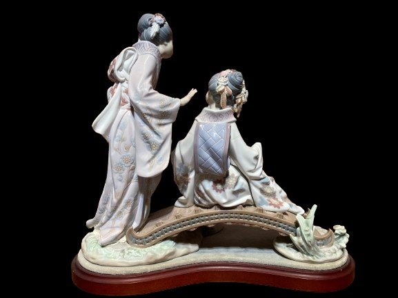 Lladro - Decorative Figurine Of Two Geishas-photo-4