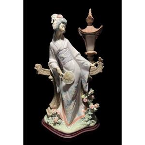 LLADRO - Figurine Décorative De Geisha