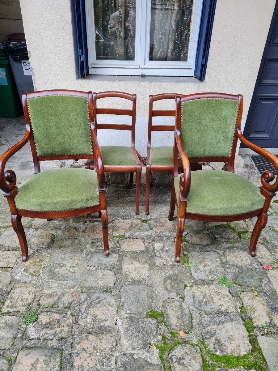 Paire Fauteuils Restauration et 2 chaises