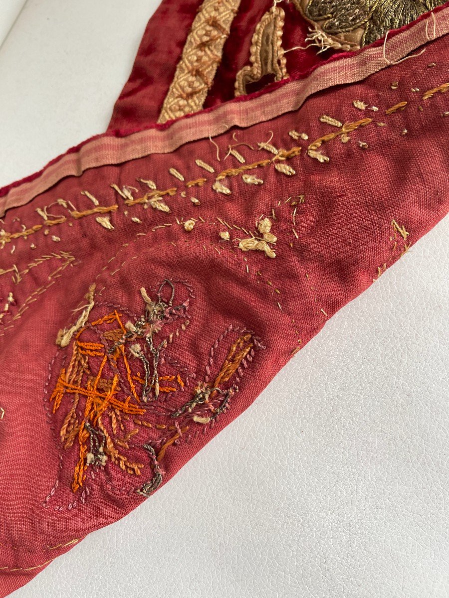 19th Century Metallic Embroidery On Red Silk Velvet-photo-2