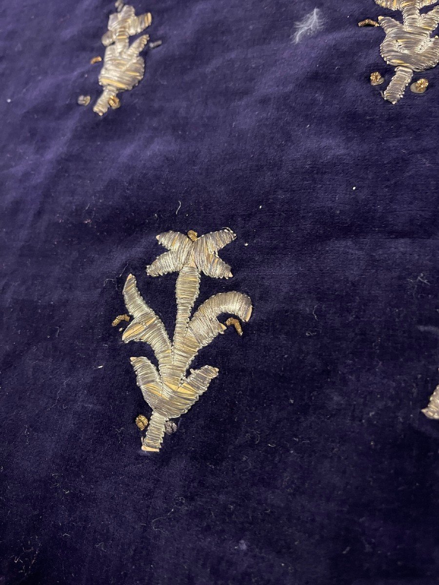 Fragment Of Ottoman Embroidery On Silk Velvet, 19th Century-photo-2