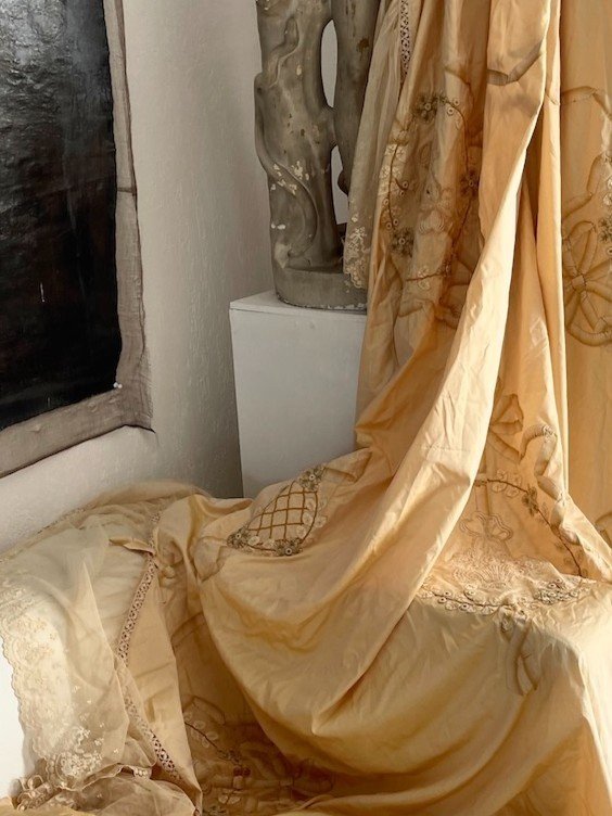 Champagne Color Silk And Lace Embroidered Bedspread - Louis XVI Style-photo-6