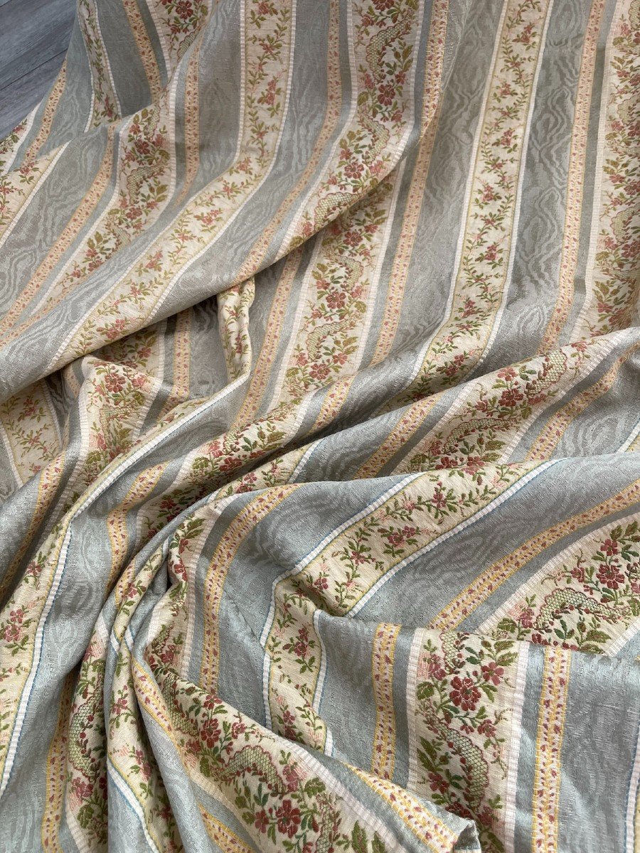 Footage Of Jacquard Silk Fabric Antique 19th Century Blue Gray And Floral Decor-photo-4