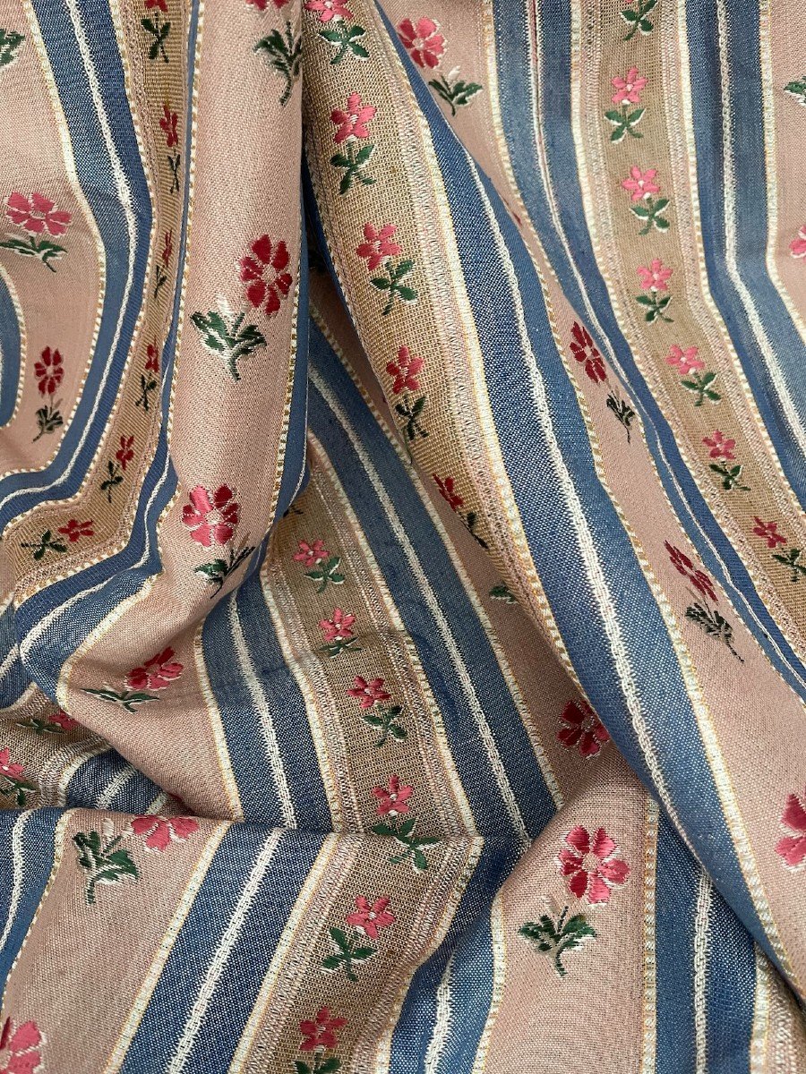 Footage Of Silk Jacquard Fabric With Stripes And Floral Decoration