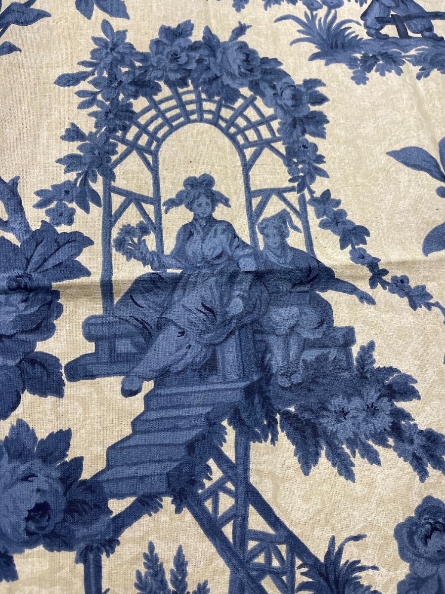 Fragment De Tissu  Au Décor Et Personnages Chinois  De Couleur Bleue-photo-4