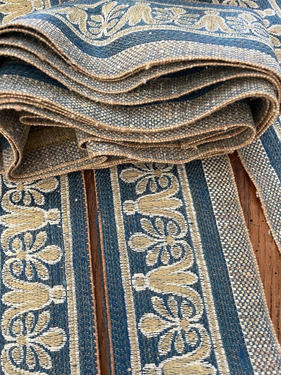 Blue And Beige Tapestry Border 7m 76cm X 11cm-photo-4