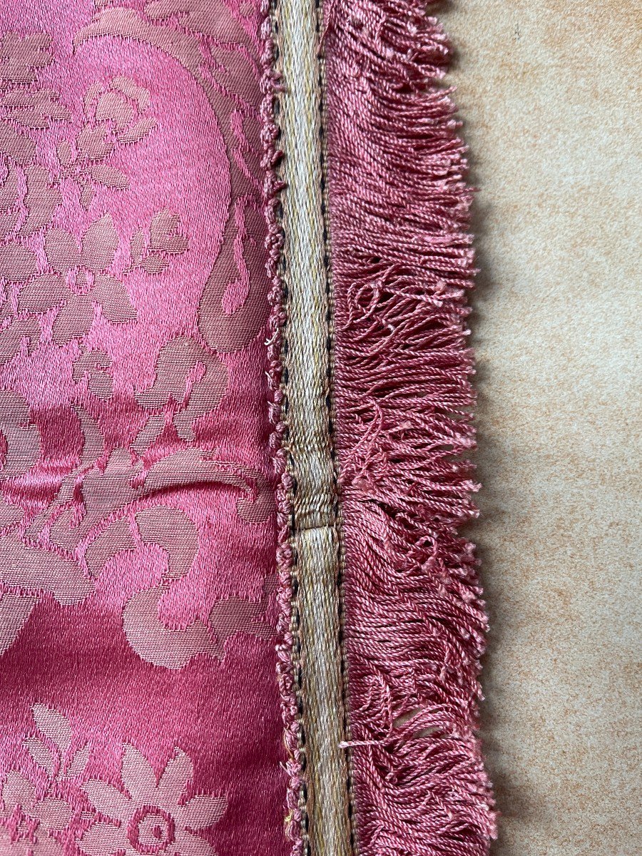 Tapis De Table, Dessus De Commode En Soierie Lyonnaise De Couleur Rose -photo-3