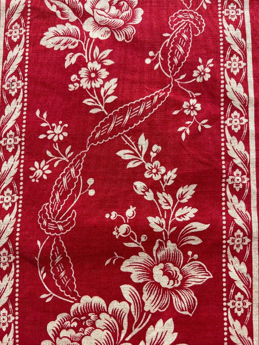 Large Red Border With White Floral Decor For Cushions, Curtains, Drapes Etc-photo-4