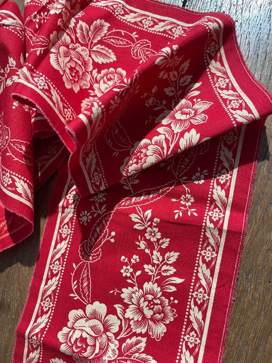 Large Red Border With White Floral Decor For Cushions, Curtains, Drapes Etc-photo-4