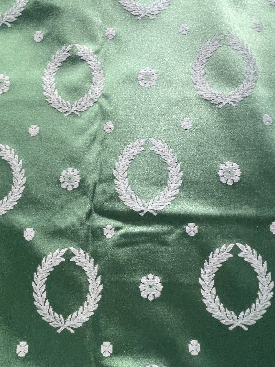  Green Silk Footage With Empire Laurel Wreath Decor-photo-5