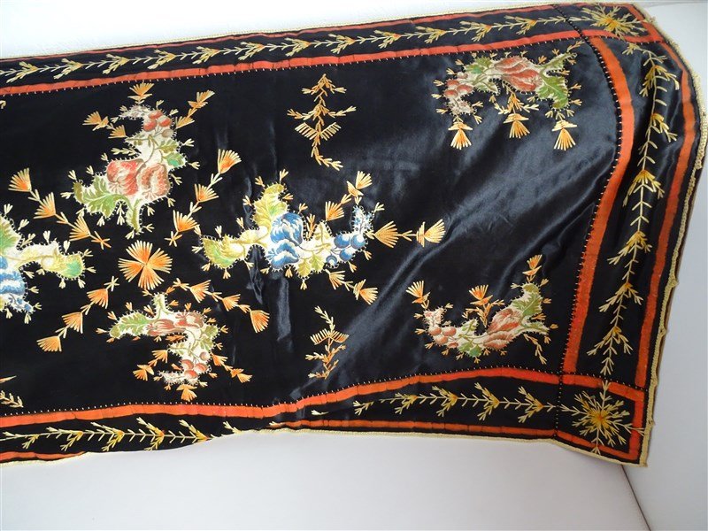 Lovely Chinese Embroidery In Applique Black Silk Nineteenth-photo-4