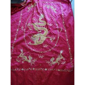 Bedspread Or Wall Hanging, Chinese Embroidery, Embroidered Chinese Dragon