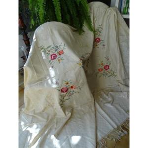 Ivory Moiré Satin Table Runner Or Bedspread With Flower Embroidery 