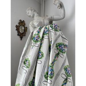 Footage Or Curtains In Printed Fabric With Stylized Flower Bouquets