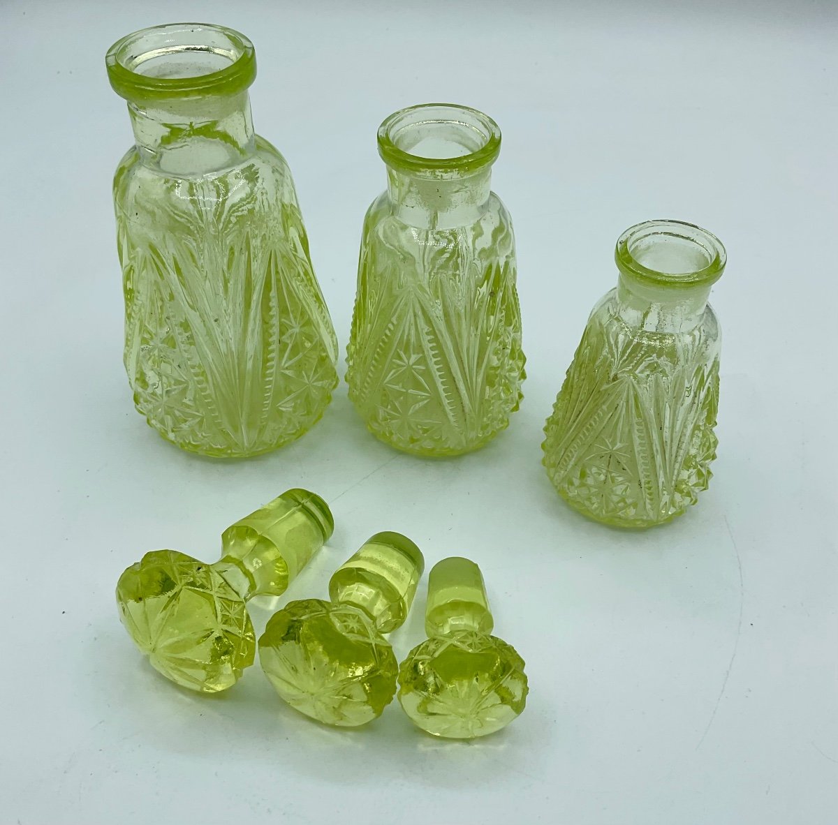 Antique Baccarat Uranium Glass Set Of 3 Perfume Bottles,perfect -photo-2