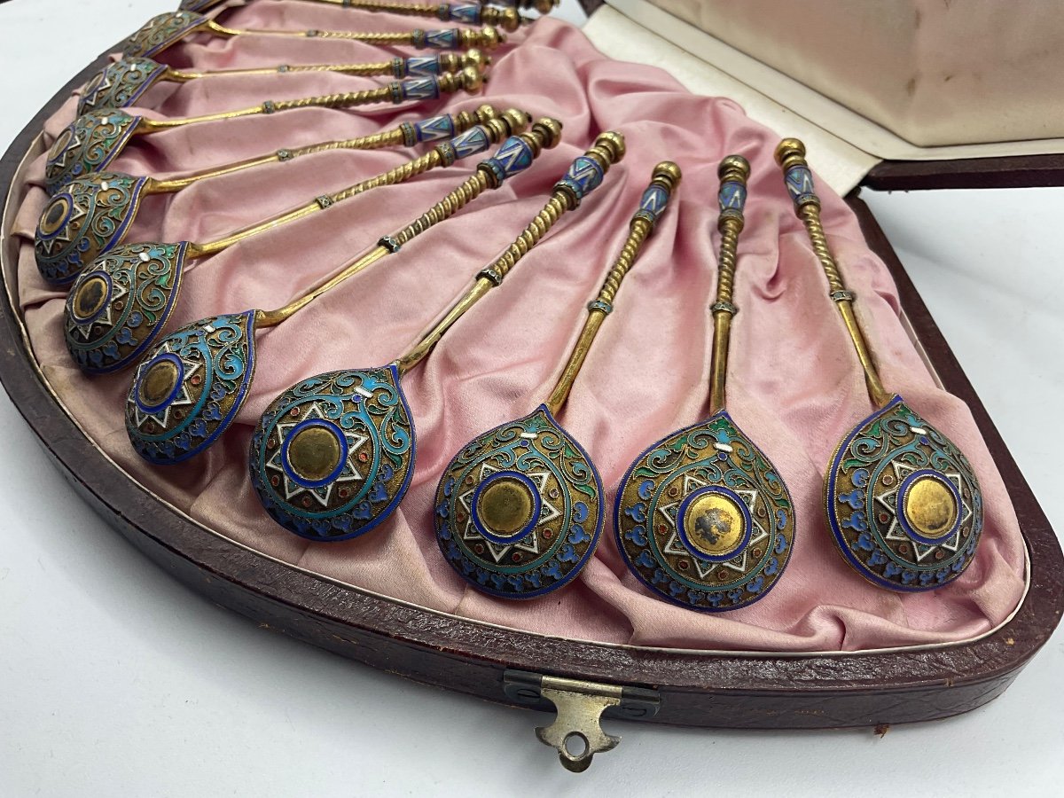 Russian Silver Enamel Spoons, Set Of 12. Grachev In Original Box,polychrome Enamel -photo-3