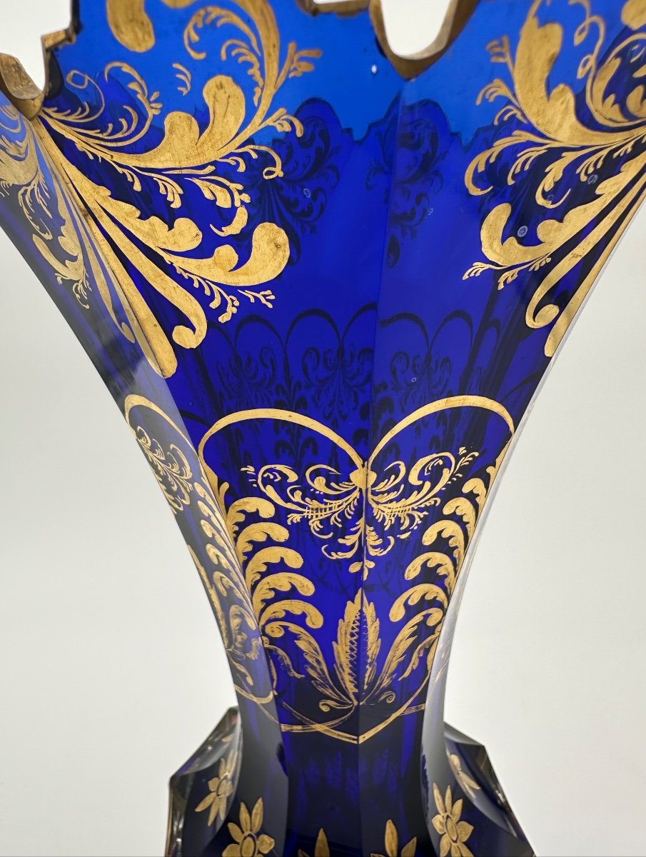 Vase  En Verre De Bohême En Deux Couleurs Réalisé Pour Un Marché Oriental-photo-6