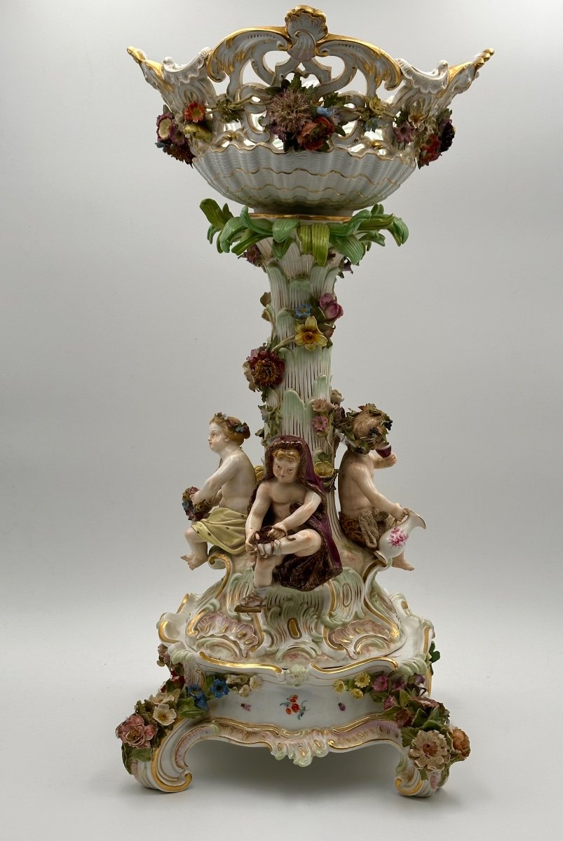 Xl Centre De Table En Porcelaine De Meissen Avec Cupids Et Fleurs..tres Rare-photo-4