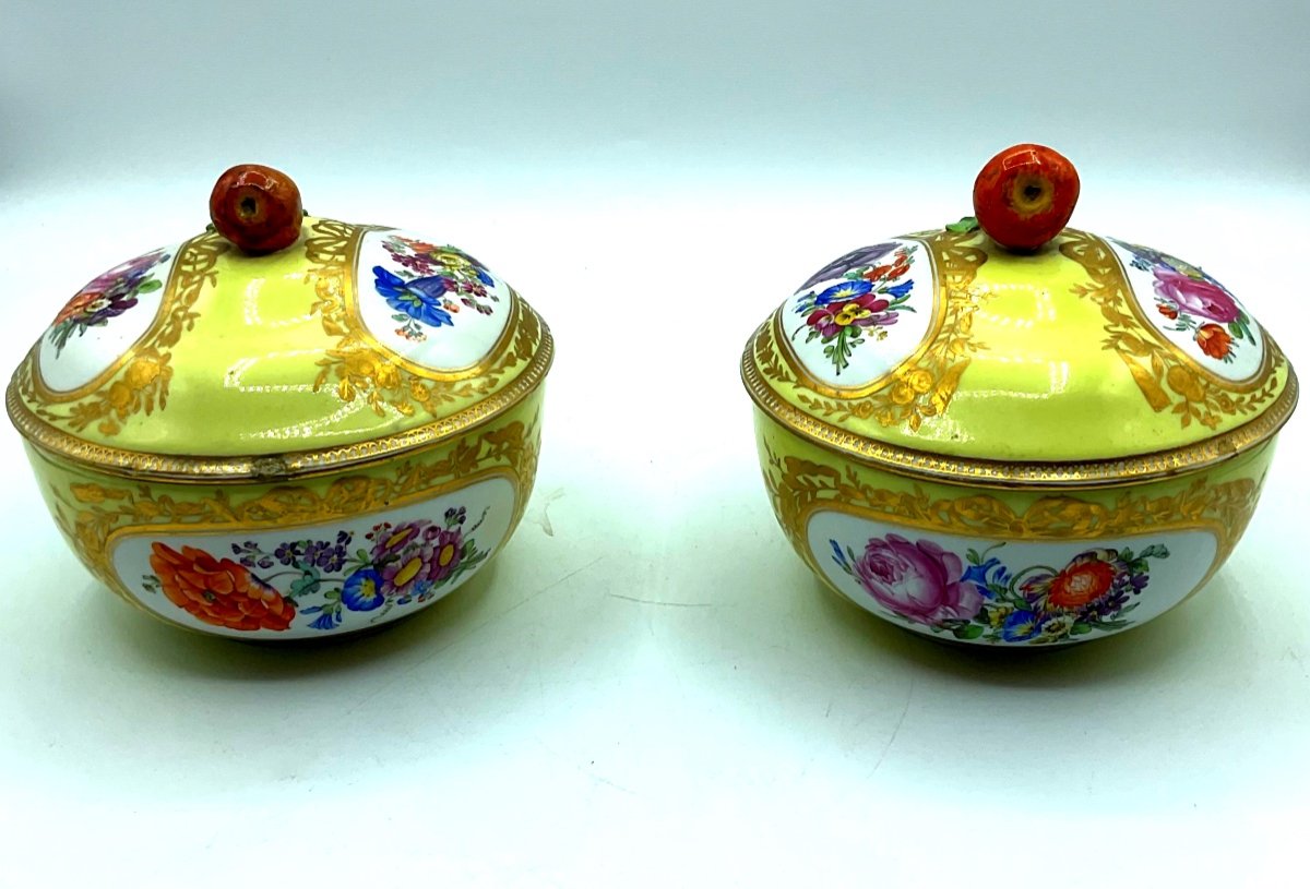 Pair Of Meissen Marcolini Porcelain Bonbonnière Made For Ottoman Market.-photo-2