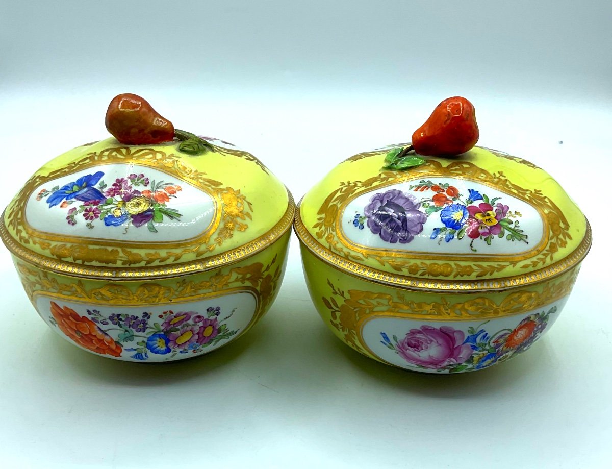 Pair Of Meissen Marcolini Porcelain Bonbonnière Made For Ottoman Market.-photo-2