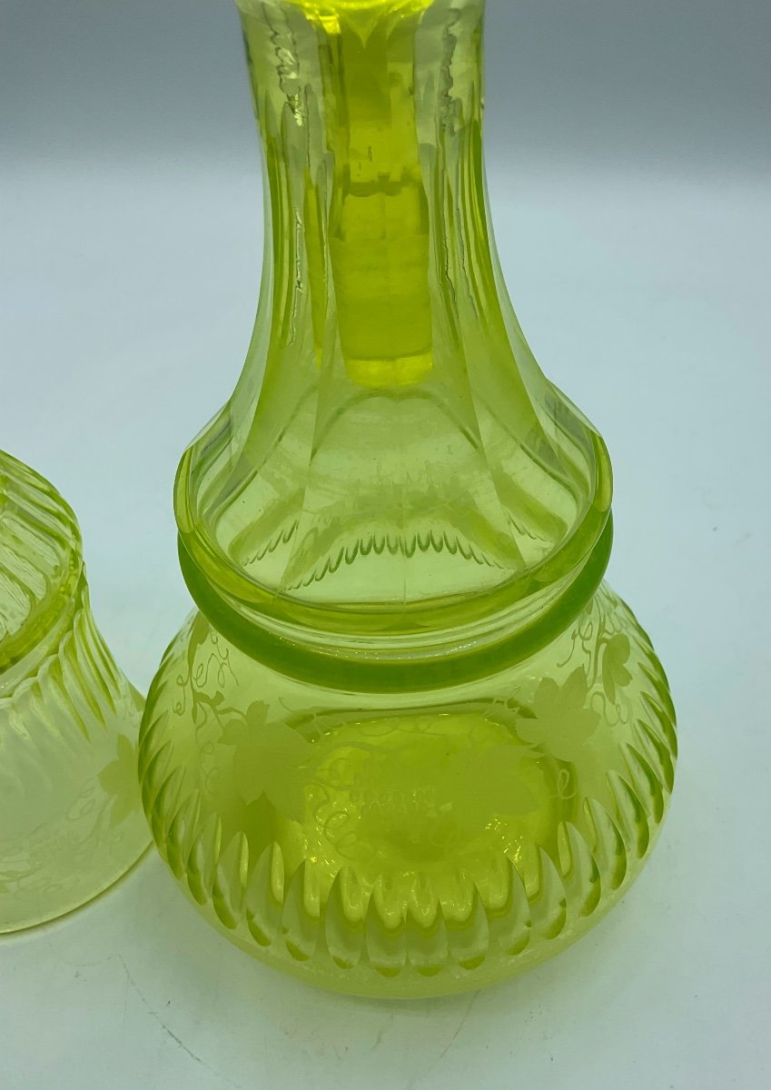 Antique Baccarat Uranium Glass Carafe With Drinking Glass,engraved With Vine Leaves-photo-6