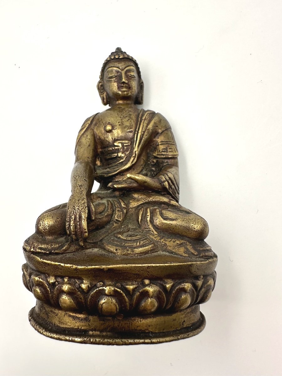 Statue Antique En Bronze Du Bouddha Assis  