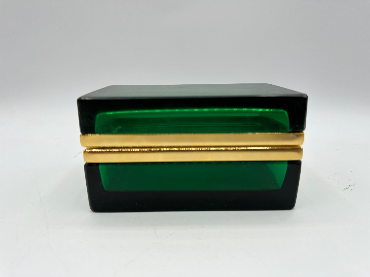 Antique Bohemian Glass Casket Box In Emerald Green-photo-3