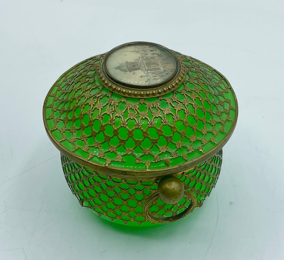 Antique Green Opaline Uranium Covered Box.-photo-3