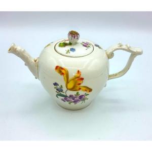 Meissen Marcolini Porcelain Tea Pot,1745