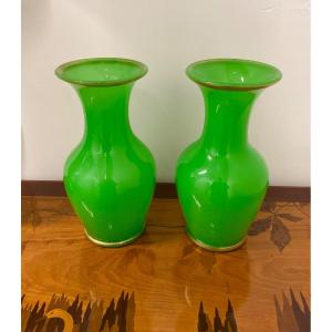 Paire De Vases En Opaline Vert XIXeme époque Napoléon III