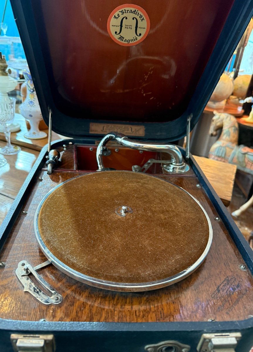 Gramophone Le Stradivox Magnié